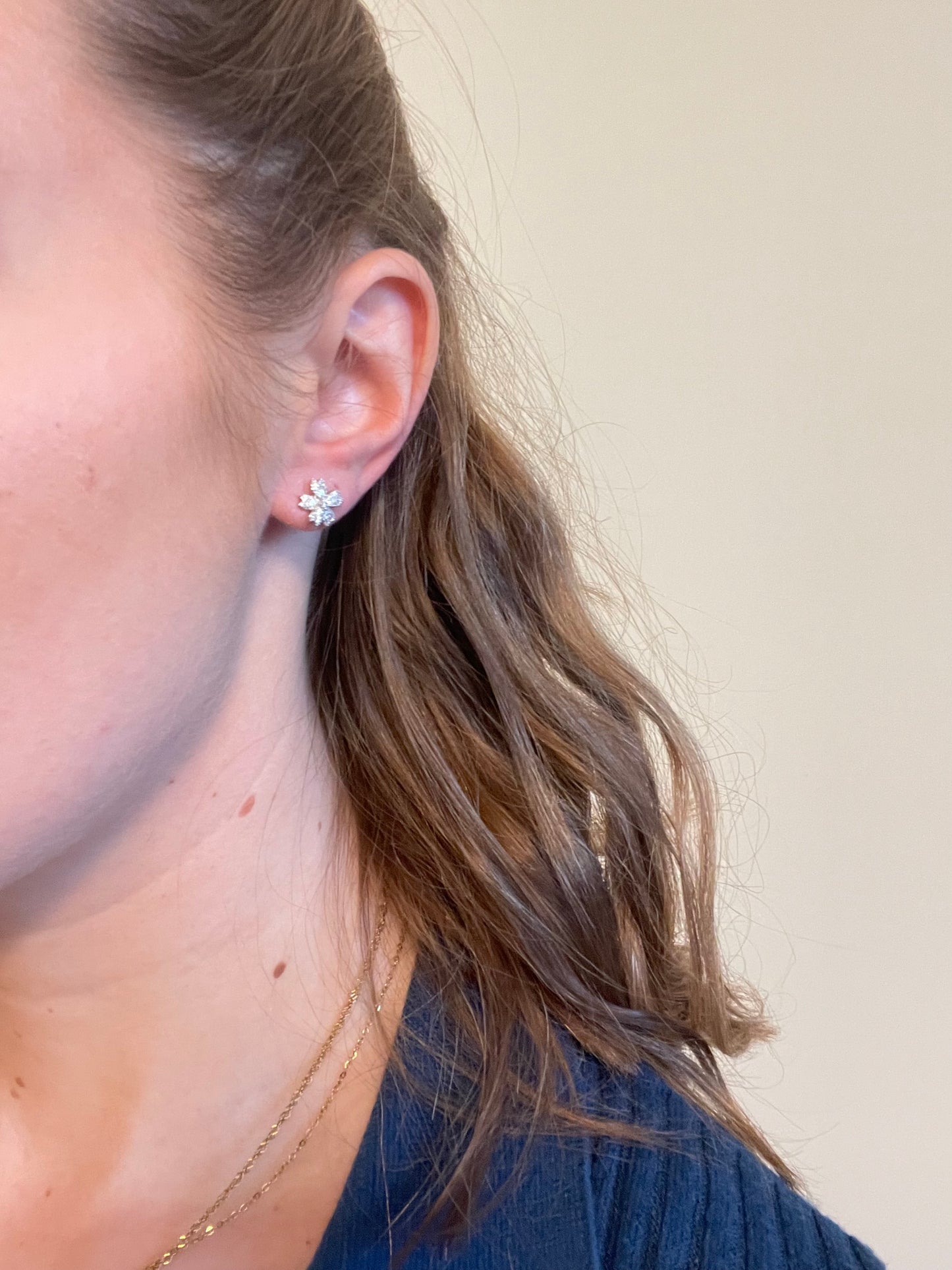 Earstud 9 - Silver